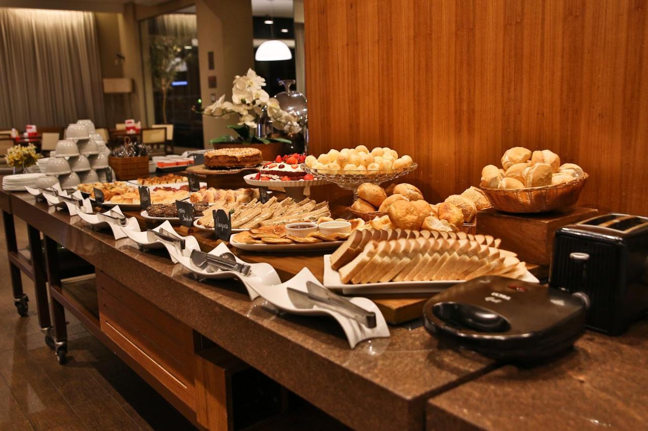 Comfort Hotel Goiânia Kültér fotó