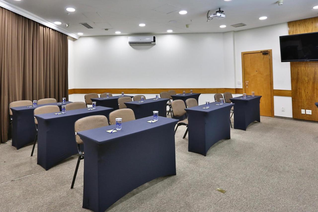 Comfort Hotel Goiânia Kültér fotó