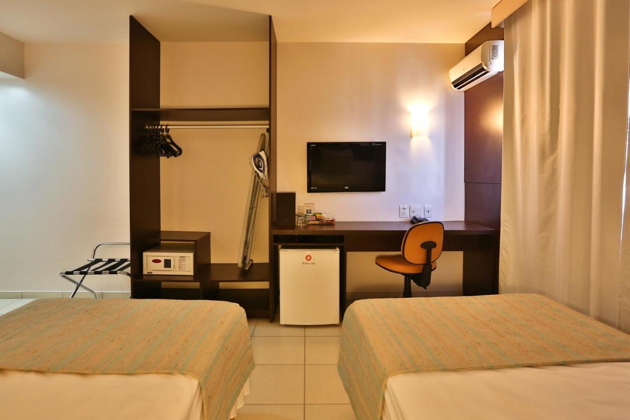 Comfort Hotel Goiânia Kültér fotó