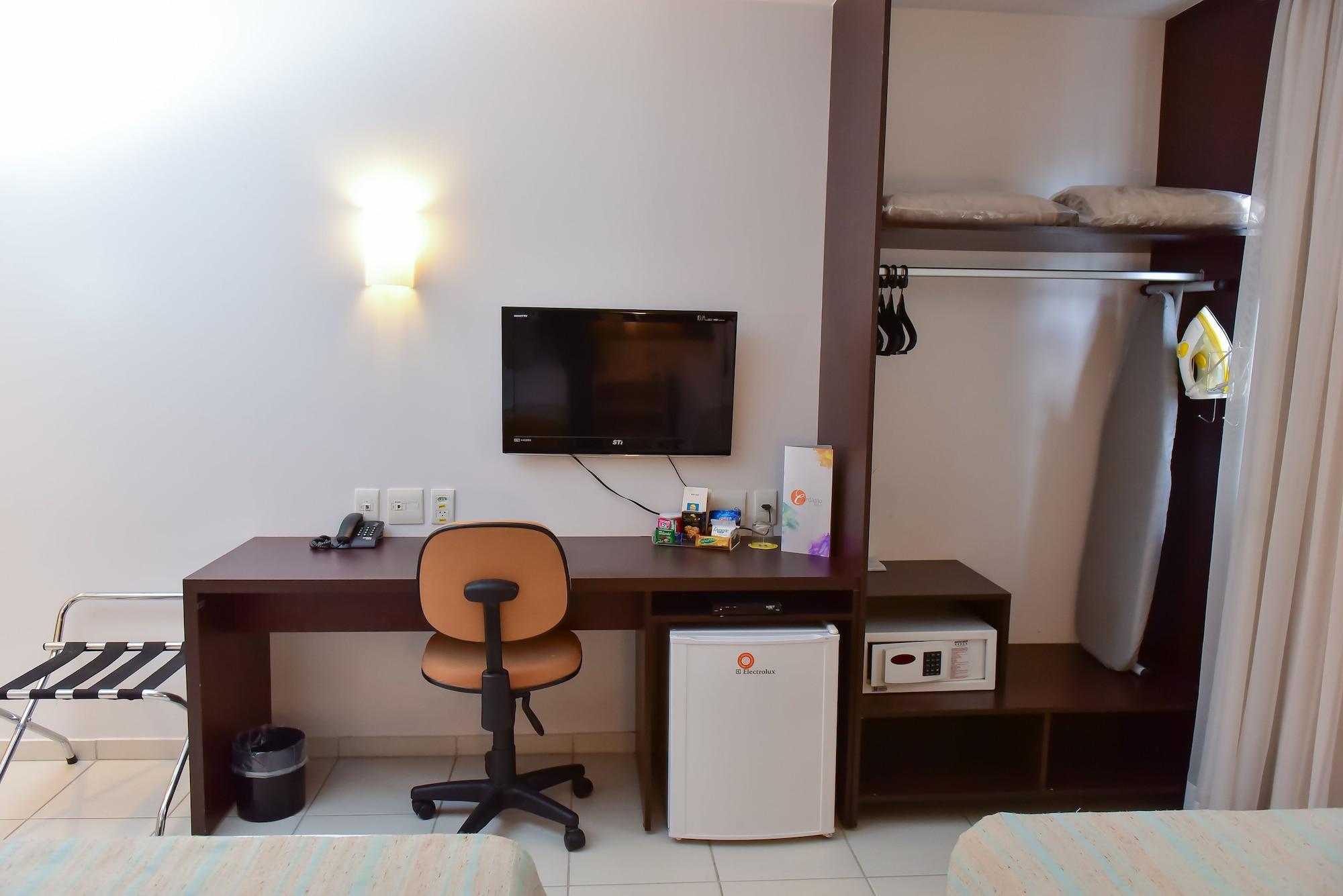 Comfort Hotel Goiânia Kültér fotó