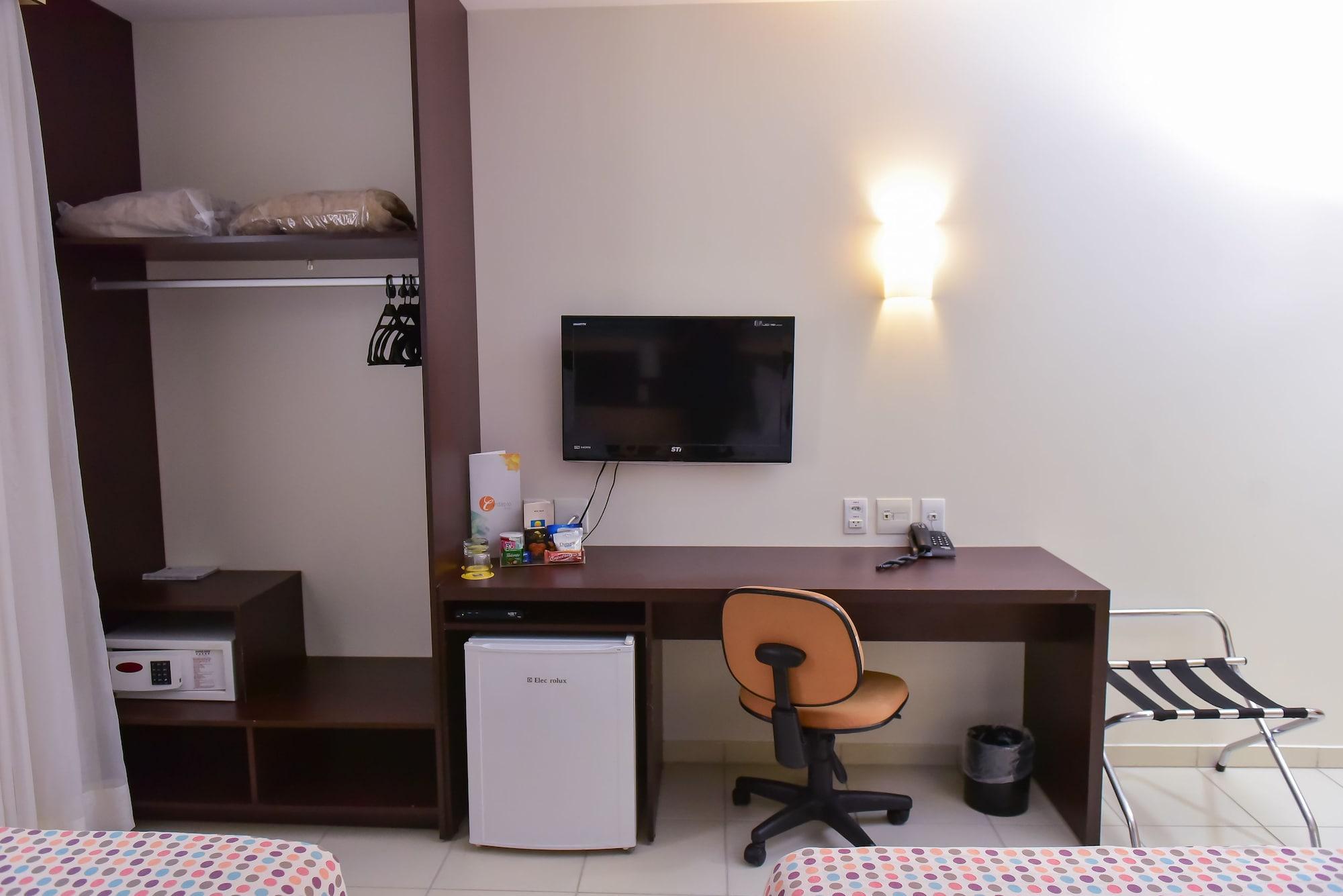 Comfort Hotel Goiânia Kültér fotó