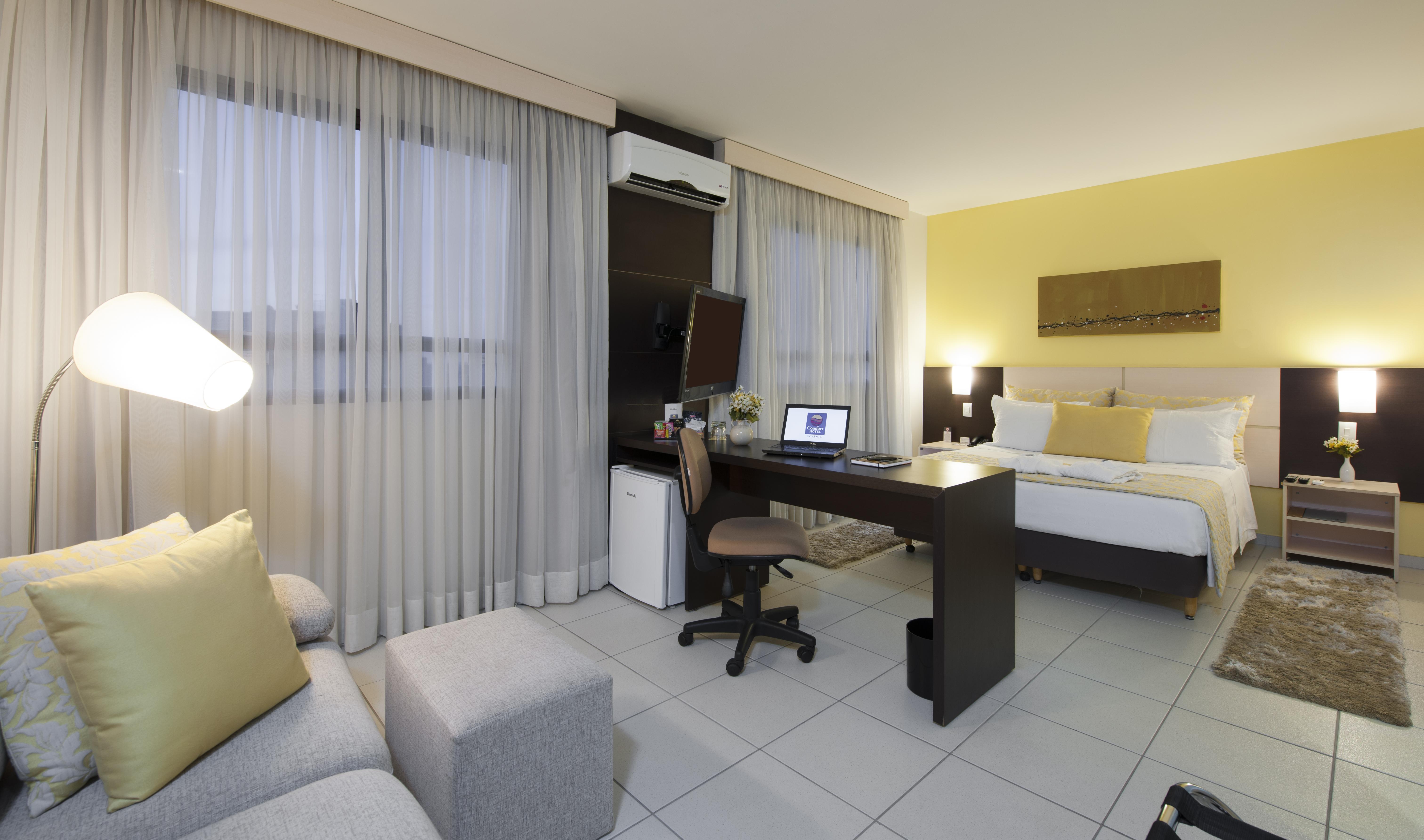 Comfort Hotel Goiânia Kültér fotó