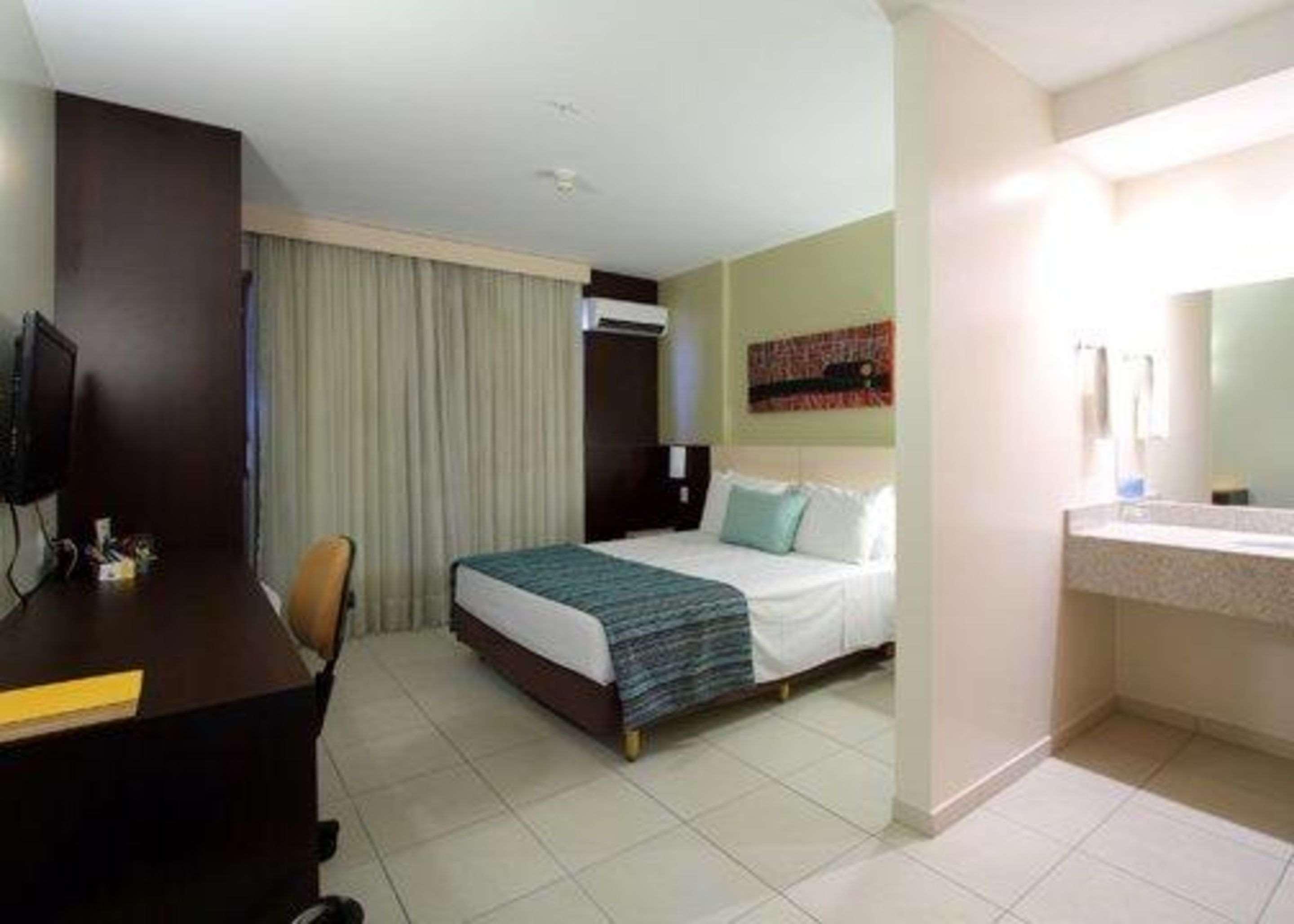 Comfort Hotel Goiânia Kültér fotó